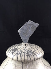Load image into Gallery viewer, Raku Urn With Stone Finial
